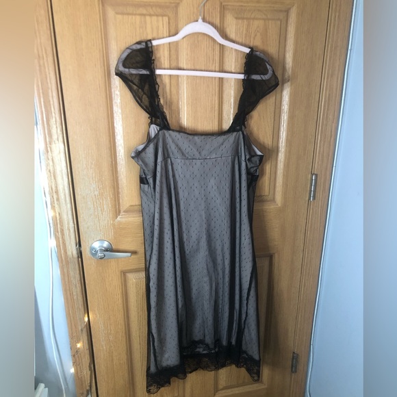 Vintage Victorian Style Dress - Picture 2 of 5